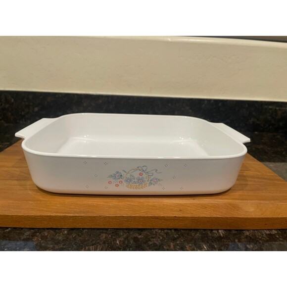 Corningware Other - Vintage CorningWare country Basket large roaster casserole